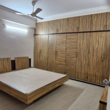 Bedroom in 3 BHK Builder Floor at Kondapur – for Rent