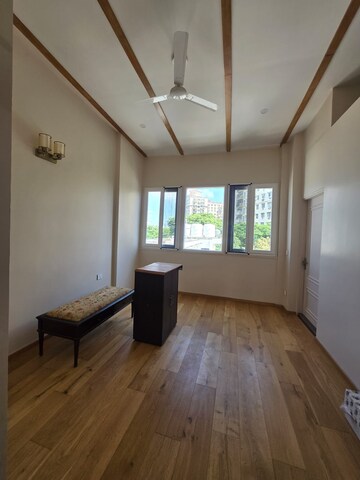 Bedroom in 4 BHK Apartment at Omaxe The Olive Heights, Sector 56 – for Rent