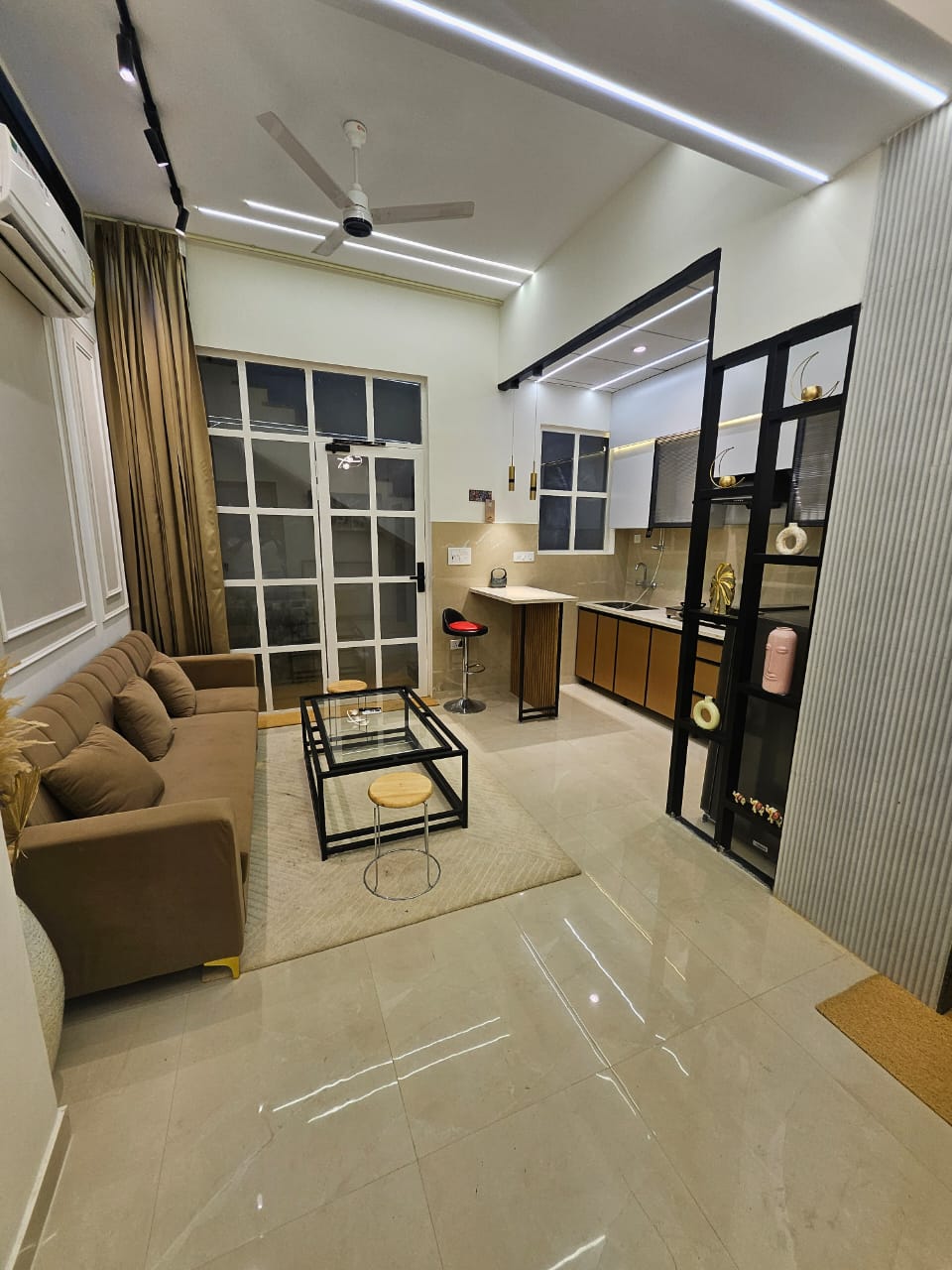 1 BHK Builder Floor For Rent in C Block 