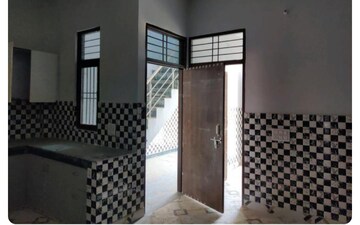 Room in 2 BHK Villa at Krishna Vatika Society, Sector 4 Greater Noida – for Sale