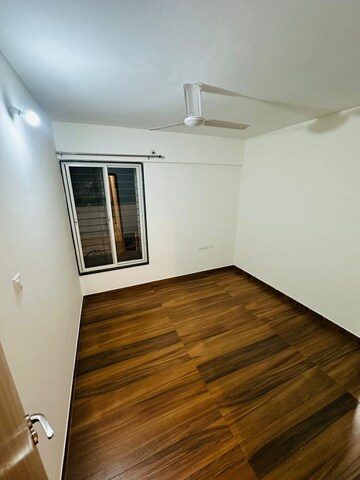 Room in 2 BHK Apartment at Tirupati Campus, Tingre Nagar – for Rent