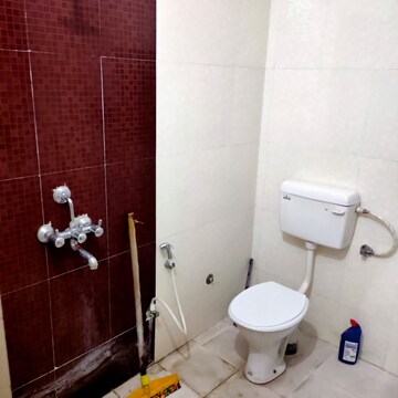 Bathroom in 2 BHK Independent House at Gomti Nagar – for Rent