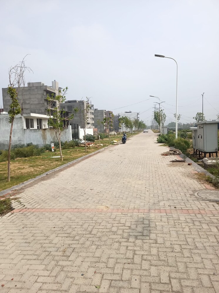Exterior View, bptp-district  150 Sq.Yd. Plot In Sector 81 Faridabad 9128054