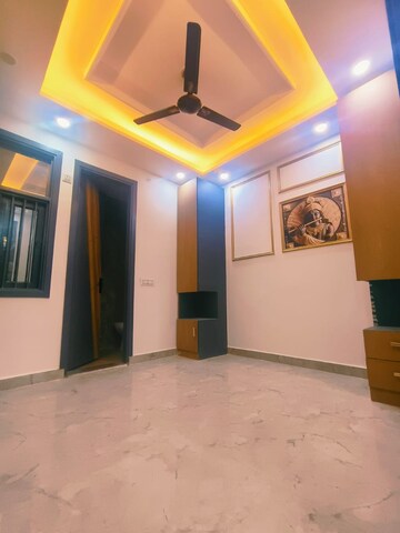Bedroom in 2 BHK Builder Floor at Dwarka – for Rent