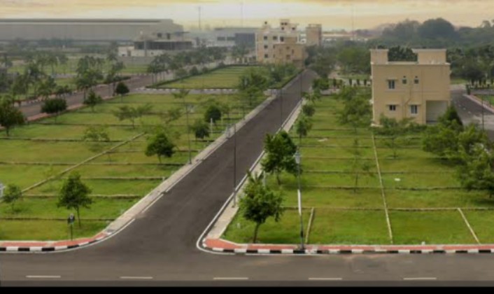 Plot For Sale in Best City Layout