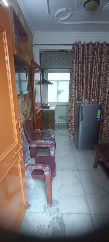 Living Room in 1 RK Builder Floor at Ashok Nagar – for Rent