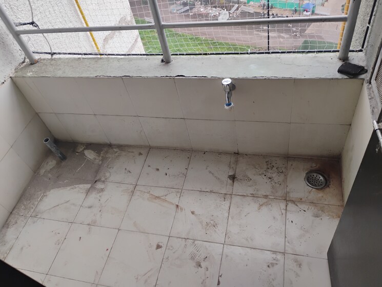 Bathroom, prayeja-city-phase-ii 2 Bedroom 1100 Sq.Ft. Apartment In Sinhagad Road Pune 9128150