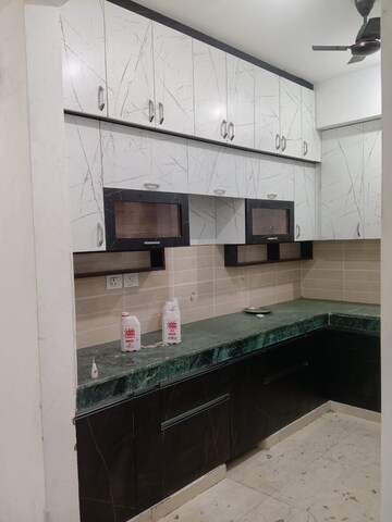 Kitchen in 3 BHK Builder Floor at BPTP Parkland Pride, Sector 77 – for Rent