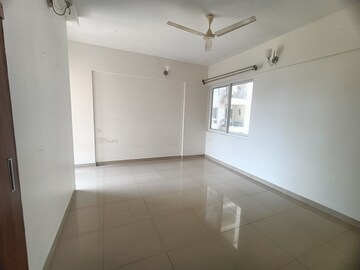 Room in 3 BHK Apartment at G Corp The Icon, Thanisandra Main Road – for Sale