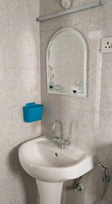 Bathroom in 2.5 BHK Apartment at Panchsheel Greens II, Sector 16 Greater Noida – for Rent