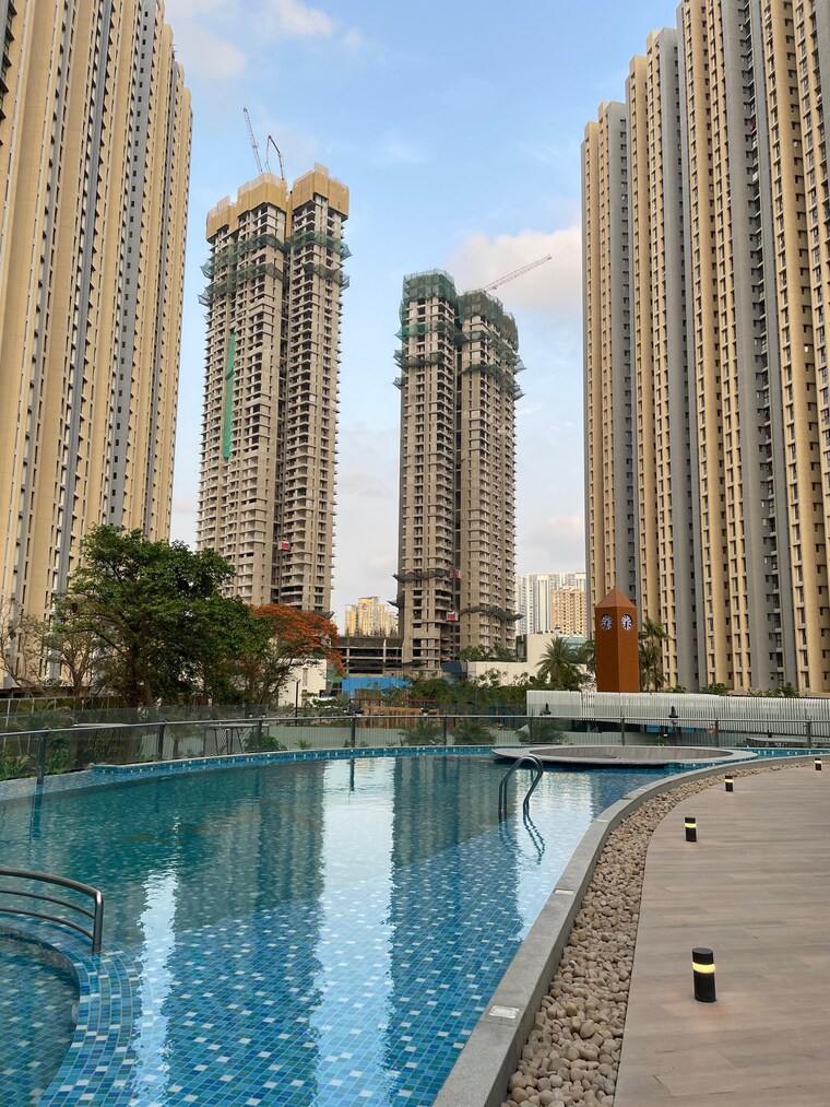 Swimming Pool, raymond-ten-x-era 3 Bedroom 814 Sq.Ft. Apartment In Pokhran Road No One Thane 9128195