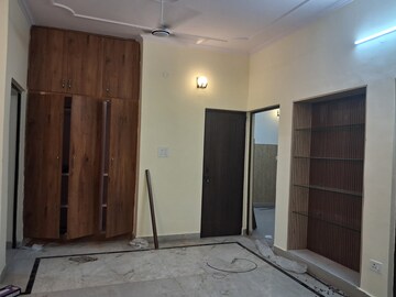 Room in 3 BHK Independent House at Sector 19 – for Rent