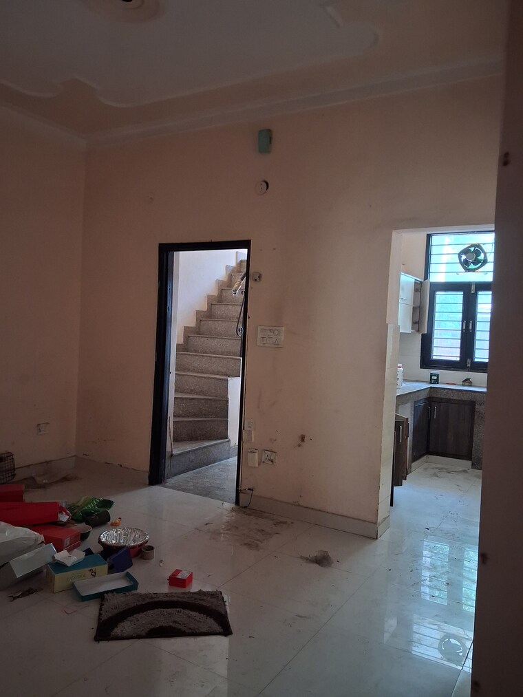 undefined, sector 19 3 Bedroom 2250 Sq.Ft. Independent House In Sector 19 Faridabad 9128196