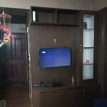 Furnished Amenities in 2 BHK Apartment at TDI City Kingsbury, Sector 61 – for Rent