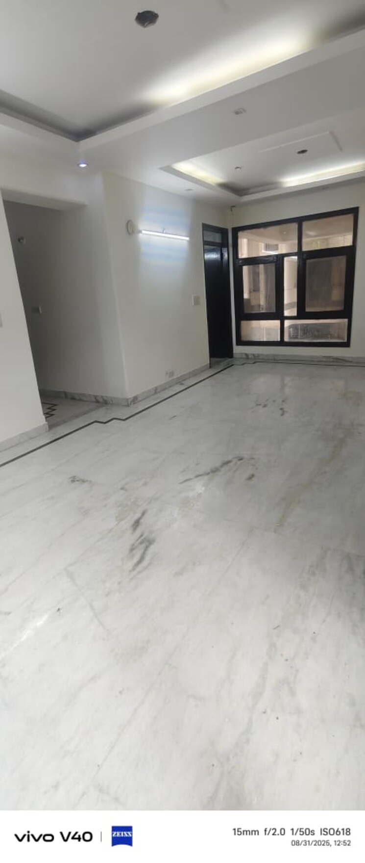 Room, sector 12 dwarka 3 Bedroom 1400 Sq.Ft. Apartment In Sector 12 Dwarka Delhi 9128285