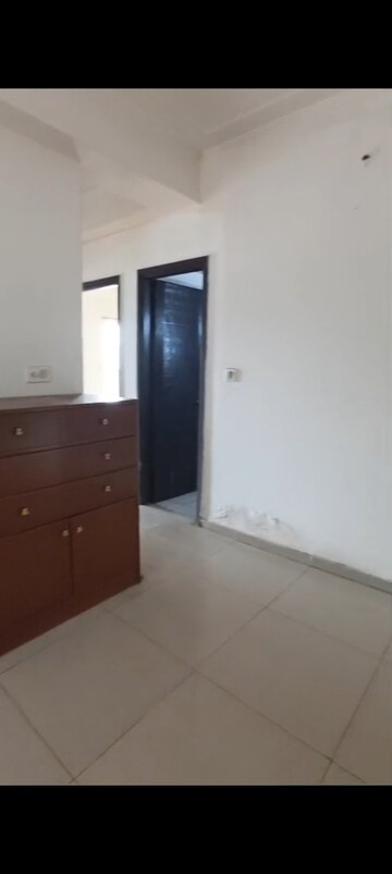 Room in 2 BHK Apartment at Himalaya Pride, Tech Zone 4 Greater Noida – for Sale