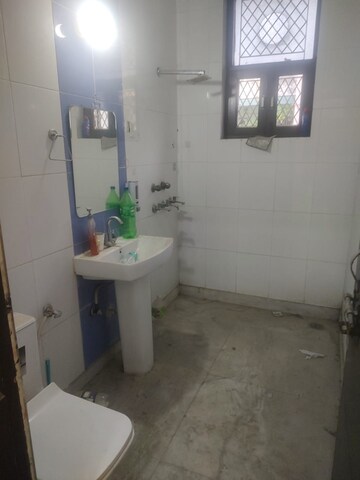 Bathroom in 3 BHK Builder Floor at Ashoka Enclave – for Rent