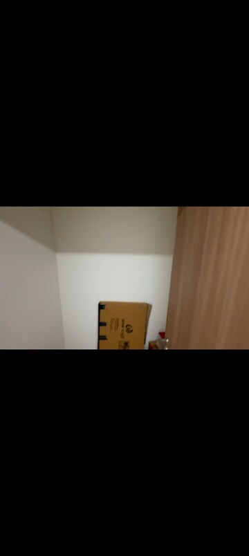 Room in 3 BHK Apartment at Lodha New Cuffe Parade, Wadala – for Rent