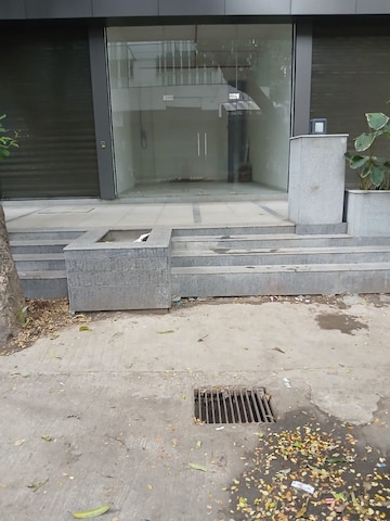  Showroom – Exterior View View at Goregaon East - for Rent