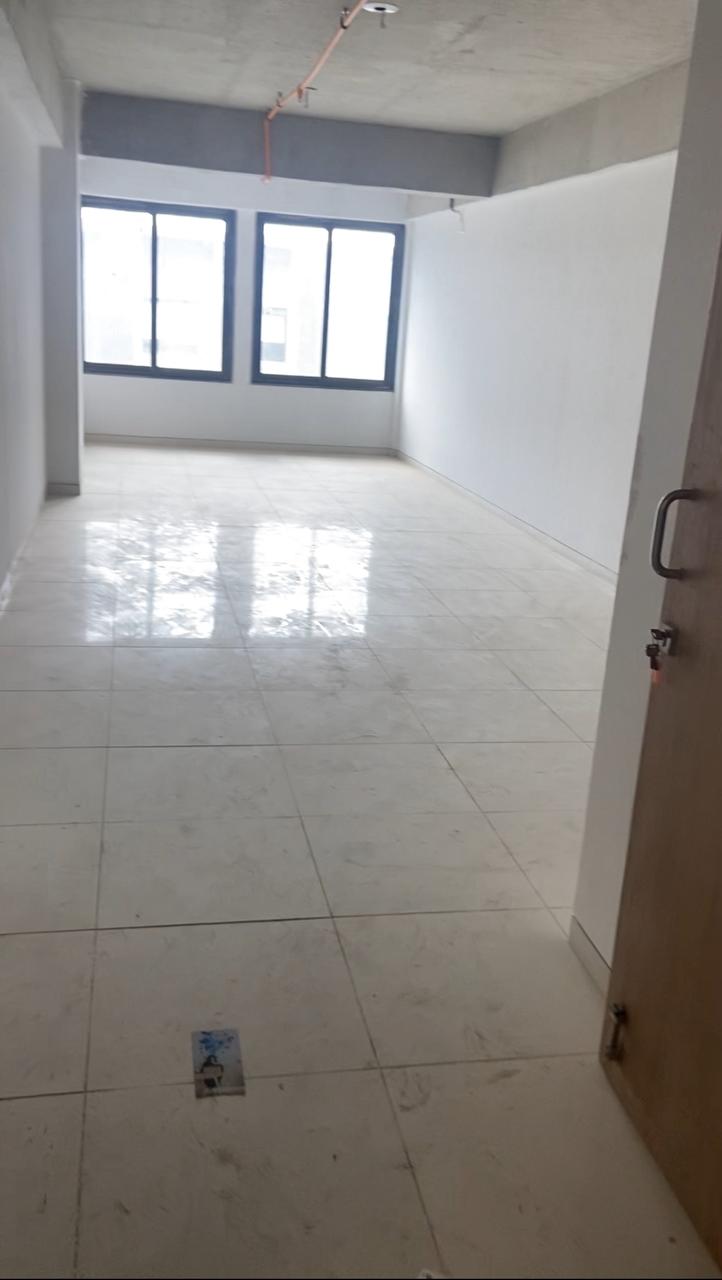 Office Space For Rent in Money Plant High Street 