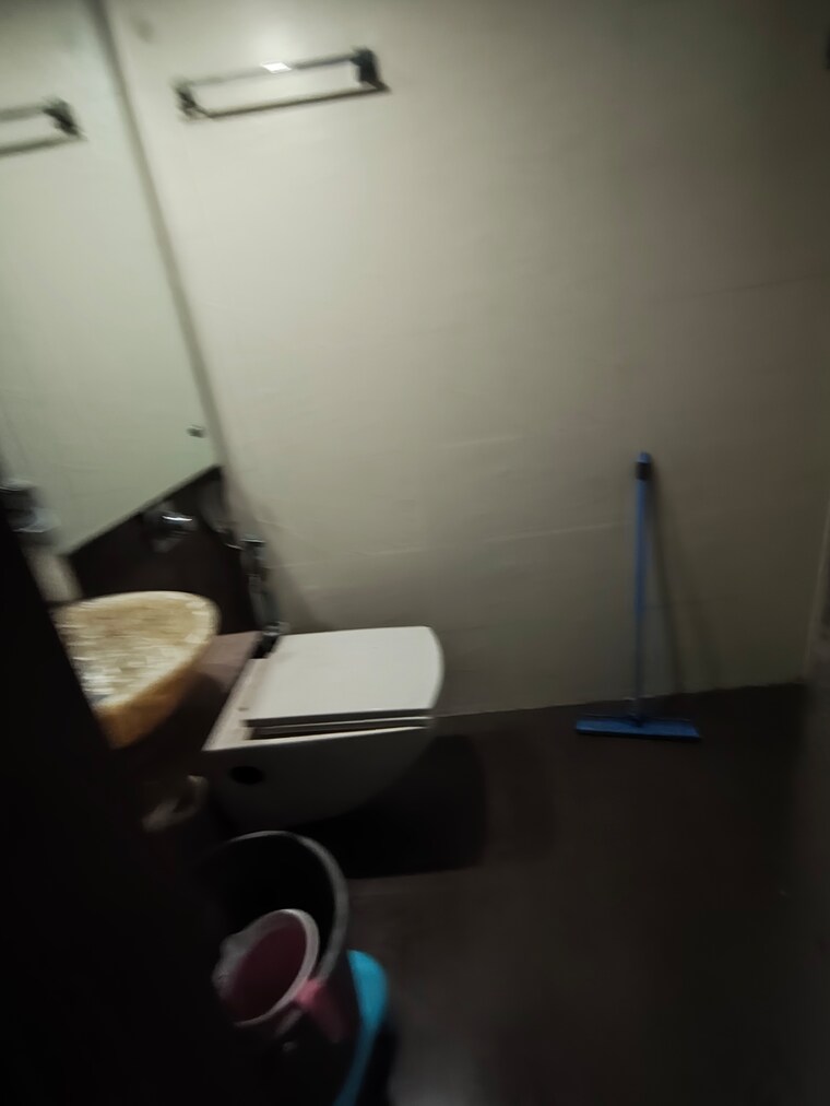 Attached Bathroom, vrindavan-society-thane-west 1 Bedroom 540 Sq.Ft. Apartment In Vrindavan Society Thane 9128389