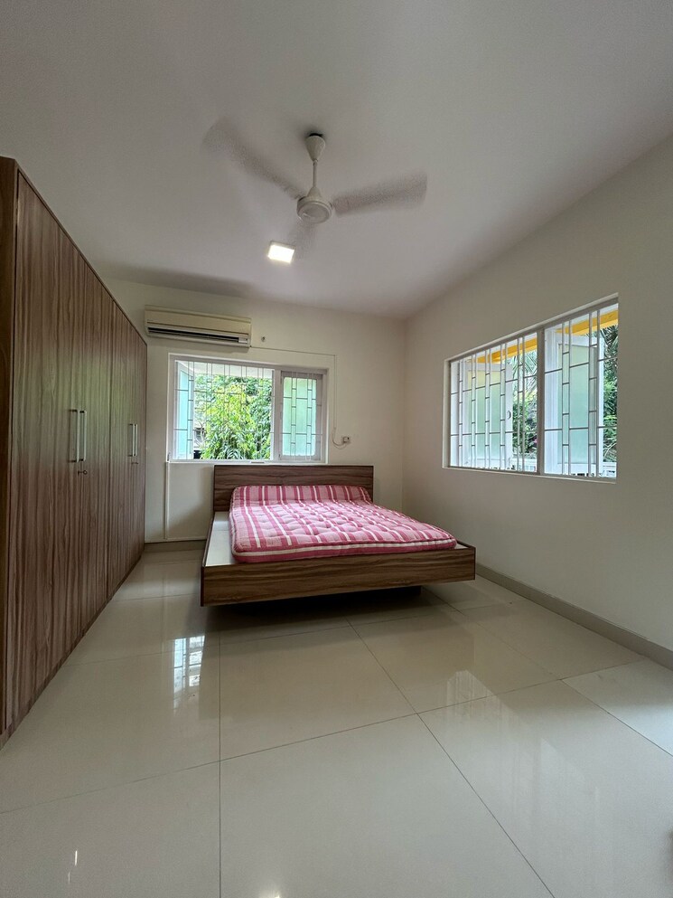 Bedroom, juhu-jivan 2 Bedroom 1500 Sq.Ft. Villa In Juhu Mumbai 9128387
