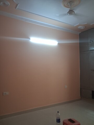 Room in 2 BHK Builder Floor at Sector 29 – for Rent