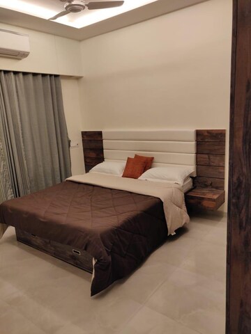 Bedroom in 3 BHK Apartment at Yash Orion, Goregaon East – for Sale
