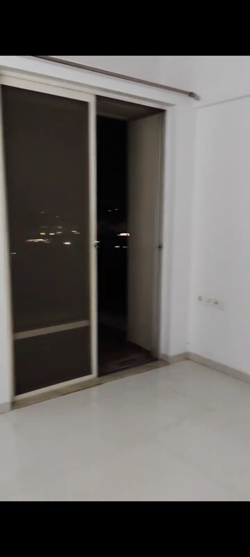 2 BHK Apartment For Rent in Triaa Kosmic Kourtyard, Wagholi