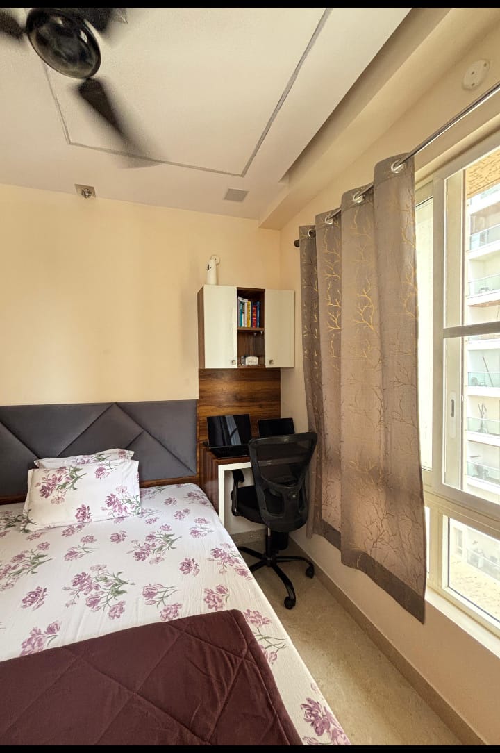 3 BHK + Pooja Room Apartment For Rent in Jains Carlton Creek