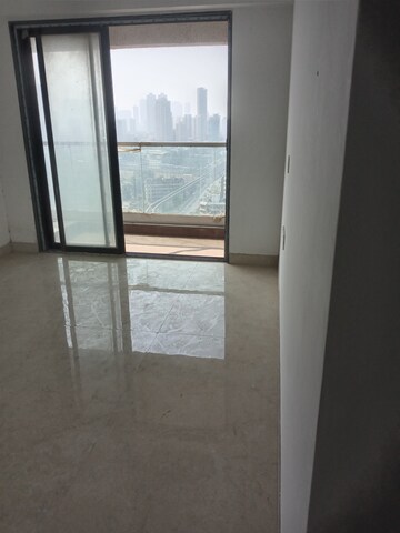 Room in 2 BHK Apartment at Dosti Acres Aster, Wadala East – for Sale