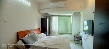 Bedroom in 1 BHK Apartment at Siddharth Enclave Mumbai, Lower Parel – for Rent