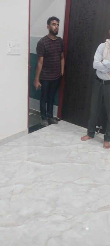 Parking in 2 BHK Builder Floor at Dwarka Mor – for Rent