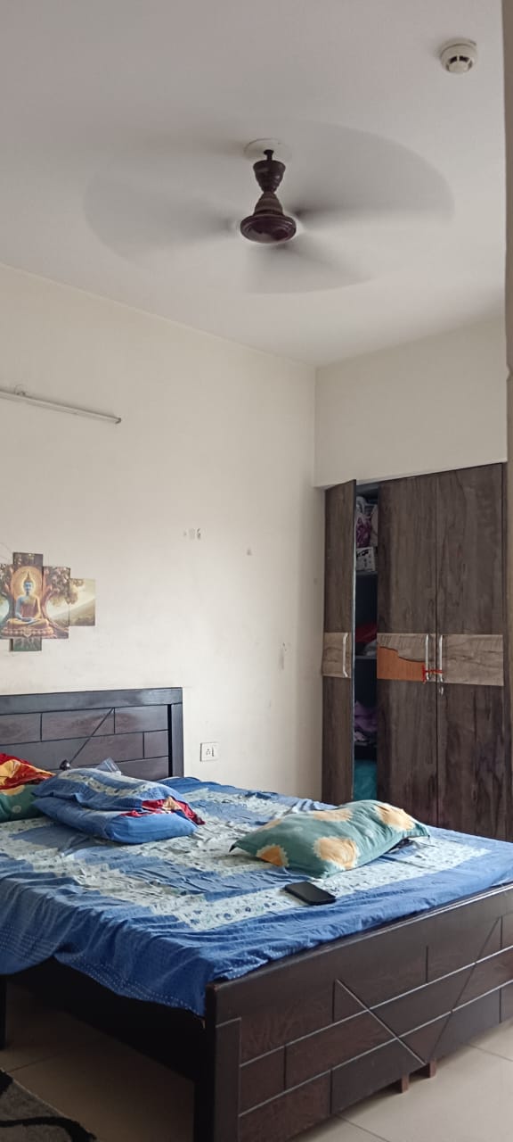 3 BHK Apartment For Rent in Gaur City 2 - 14th Avenue