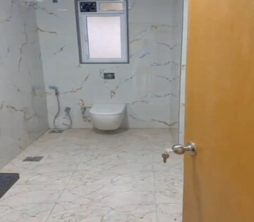 Bathroom in 4 BHK Apartment at Matunga East – for Sale