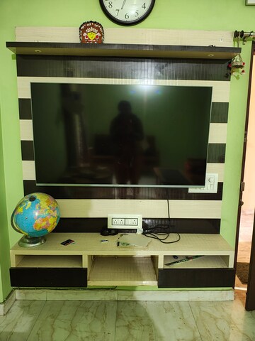 Furnished Amenities in 3 BHK Apartment at Gola Road – for Rent