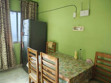 Furnished Amenities in 3 BHK Apartment at Gola Road – for Rent