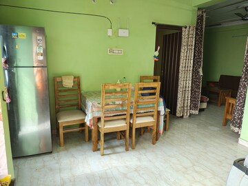 Living Room in 3 BHK Apartment at Gola Road – for Rent