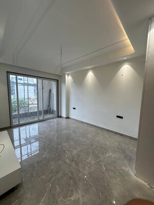 Room in 3 BHK Builder Floor at Anant Raj Ashok Estate, Sector 63a – for Sale