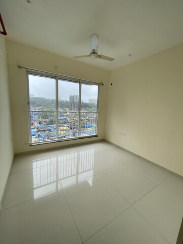 2 BHK Apartment For Rent in Godrej Nest Kandivali, Kandivali East