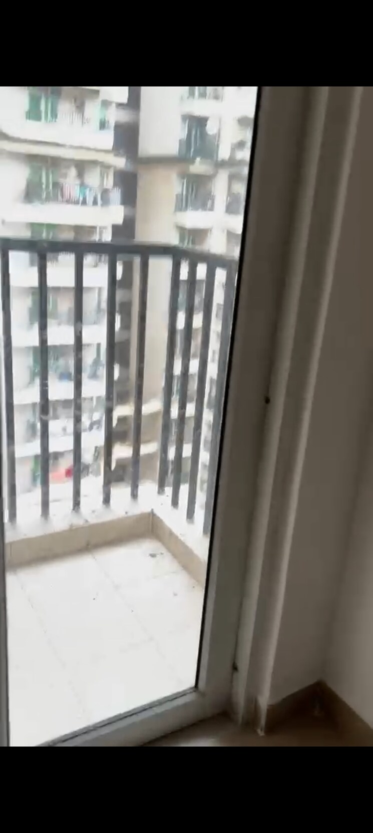 Balcony, gaur-city-2-10th-avenue 2 Bedroom 845 Sq.Ft. Apartment In Sector 16c Greater Noida Greater Noida 9128588