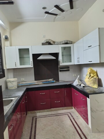 Kitchen in 3 BHK Builder Floor at Auram Floor, South City 2 – for Rent