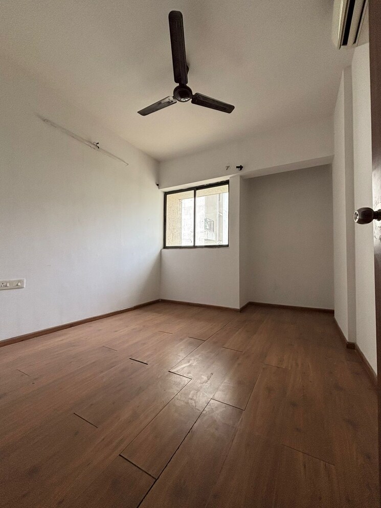 Bedroom, dombivli east 2 Bedroom 990 Sq.Ft. Apartment In Dombivli East Thane 9128619