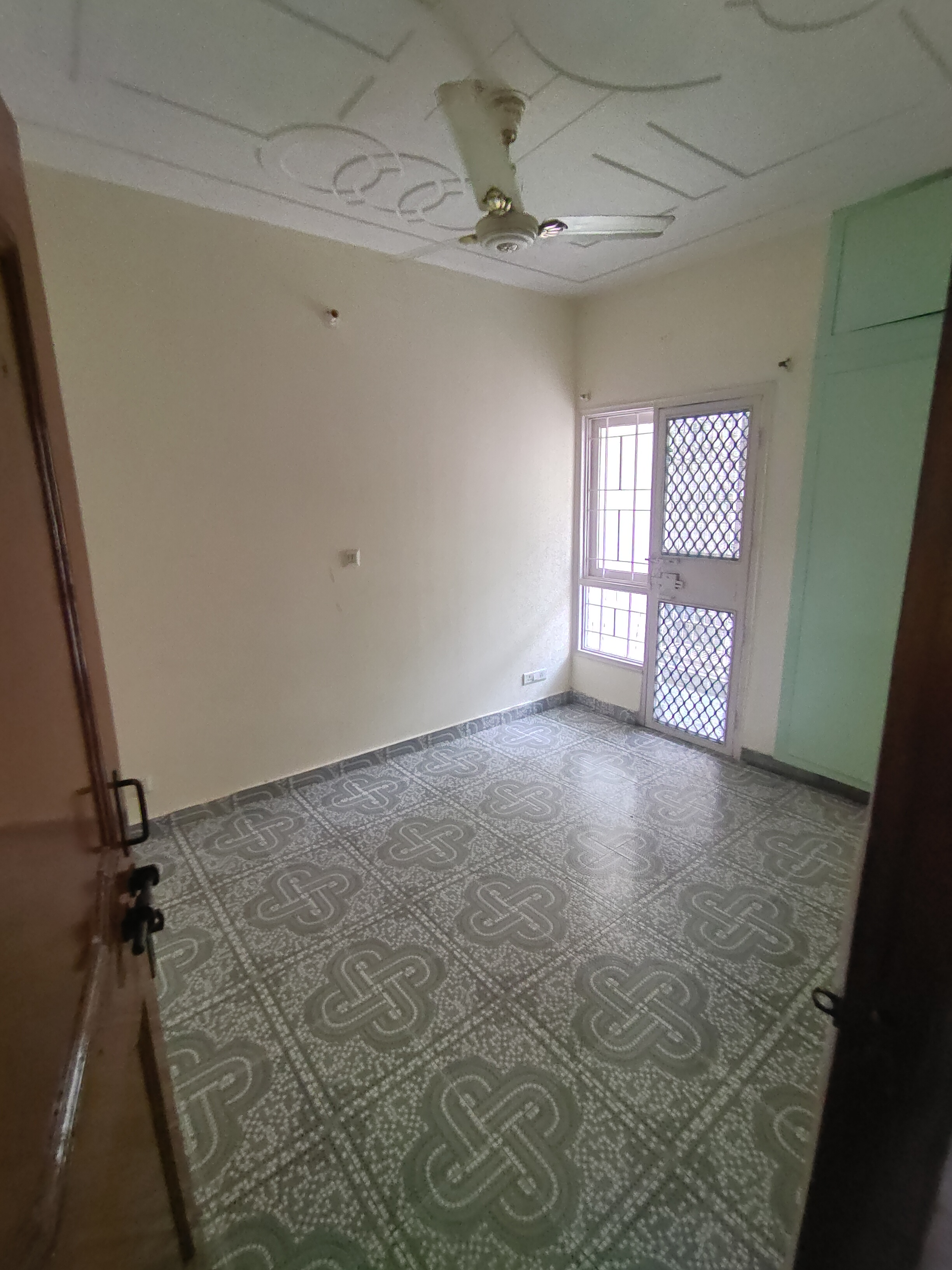 3 BHK Apartment For Rent in Patparganj