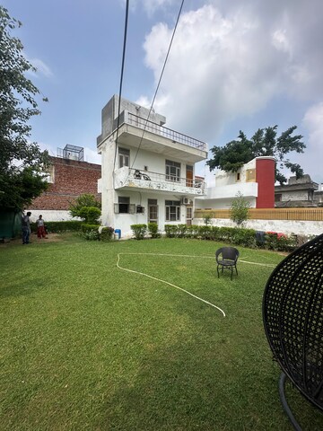 2 BHK Independent House For Rent in Sector 21c