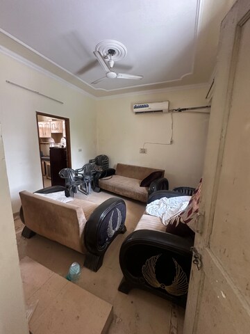 Team Area in 2 BHK Independent House at Sector 21c – for Rent