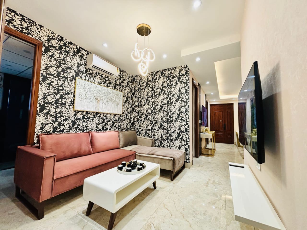 3 BHK 1800 Sq.Ft. Apartment in Trishla City