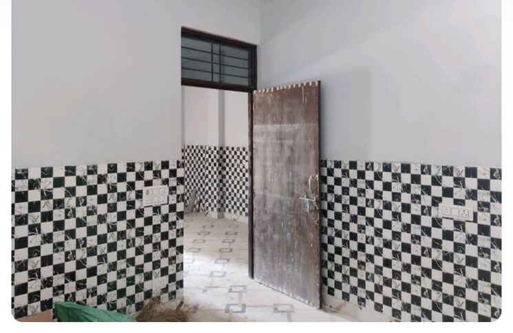 undefined, krishna-vatika-society 3 Bedroom 80 Sq.Yd. Villa In Sector 4 Greater Noida Greater Noida 9128658