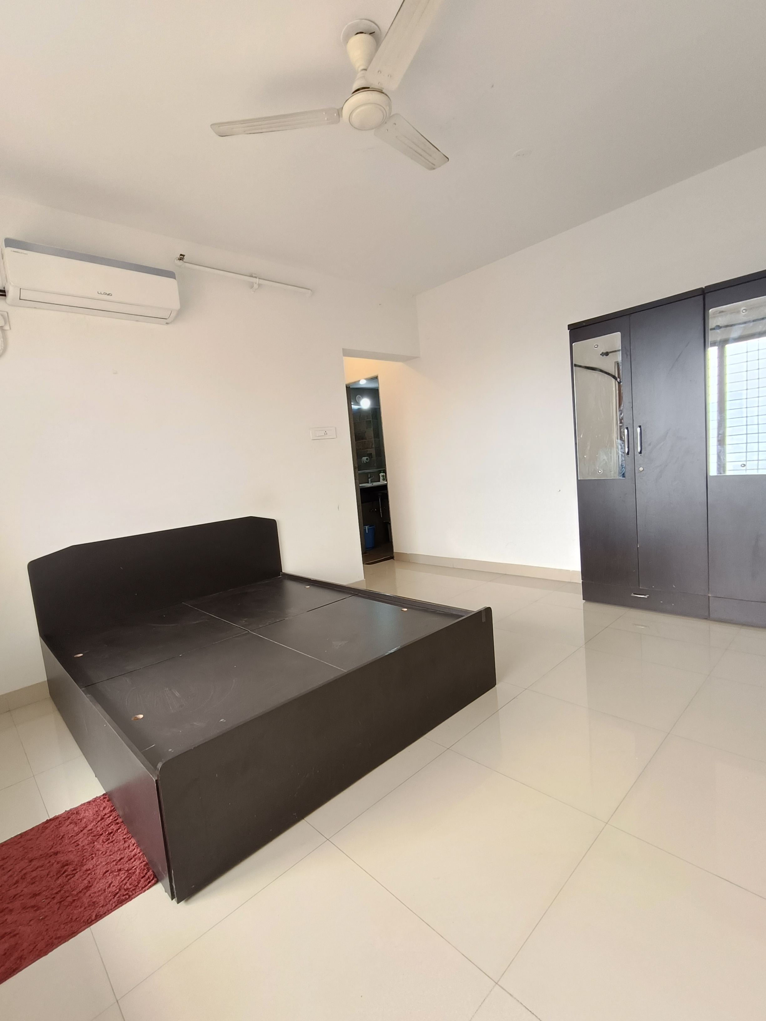3.5 BHK + Study Room 2000 Sq.Ft. Apartment in Vascon Forest County
