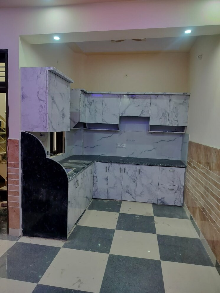 Kitchen, radha-krishna-kunj-ghaziabad 2 Bedroom 60 Sq.Yd. Villa In Bulandshahar Road Ghaziabad 9128671